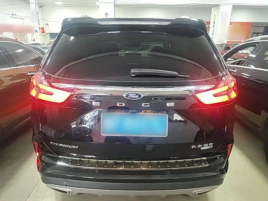 Ford Edge 2022 2021 PLUS EcoBoost 245 FWD Luxury Sharp 7-seater