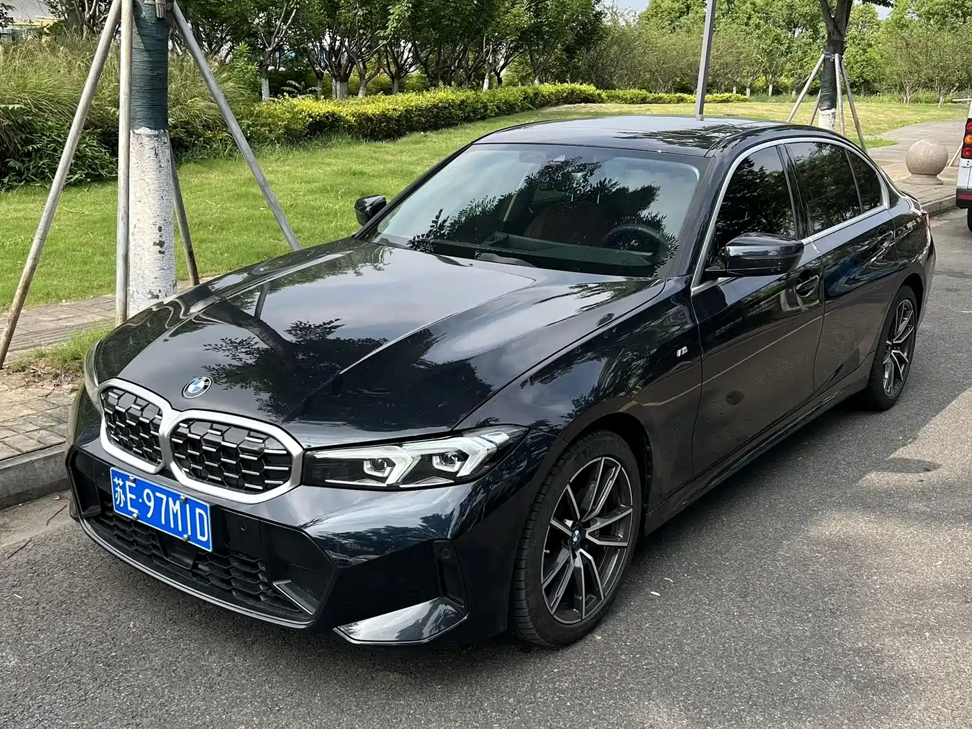 BMW 3 Series 2025 325Li M Sport Package