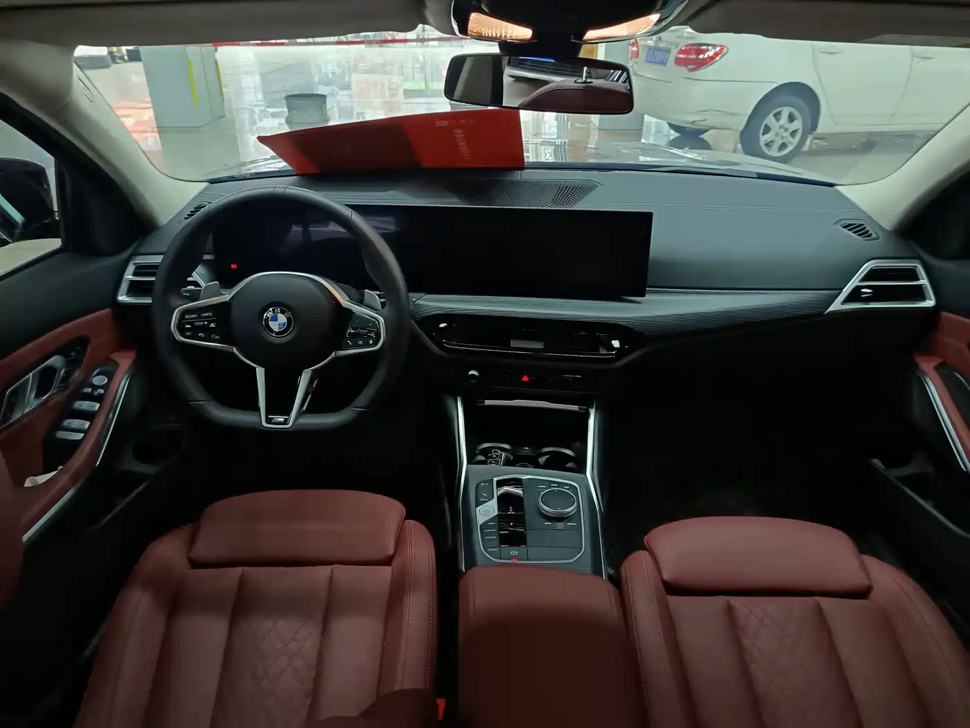 BMW 3 Series 2025 325Li M Sport Package фото 6