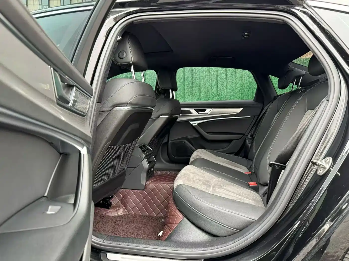 Audi A6L 2023 40 TFSI Luxury Dynamic фото 6