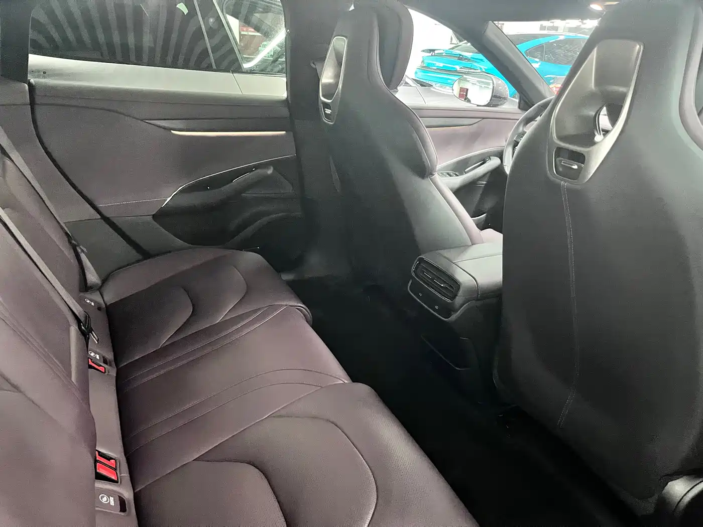 Xiaomi Auto Xiaomi SU7 2024 AWD Extended Range Advanced Smart Driving Max Edition фото 14