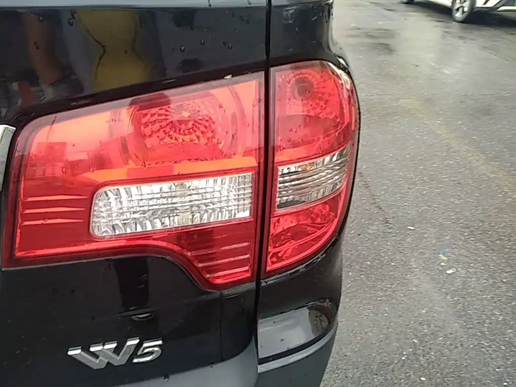 Roewe W5 2016 2014 1.8T 2WD Automatic Victory Special Edition