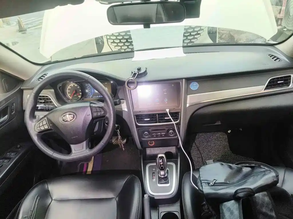 Besturn B30EV 2021 2019 EV400