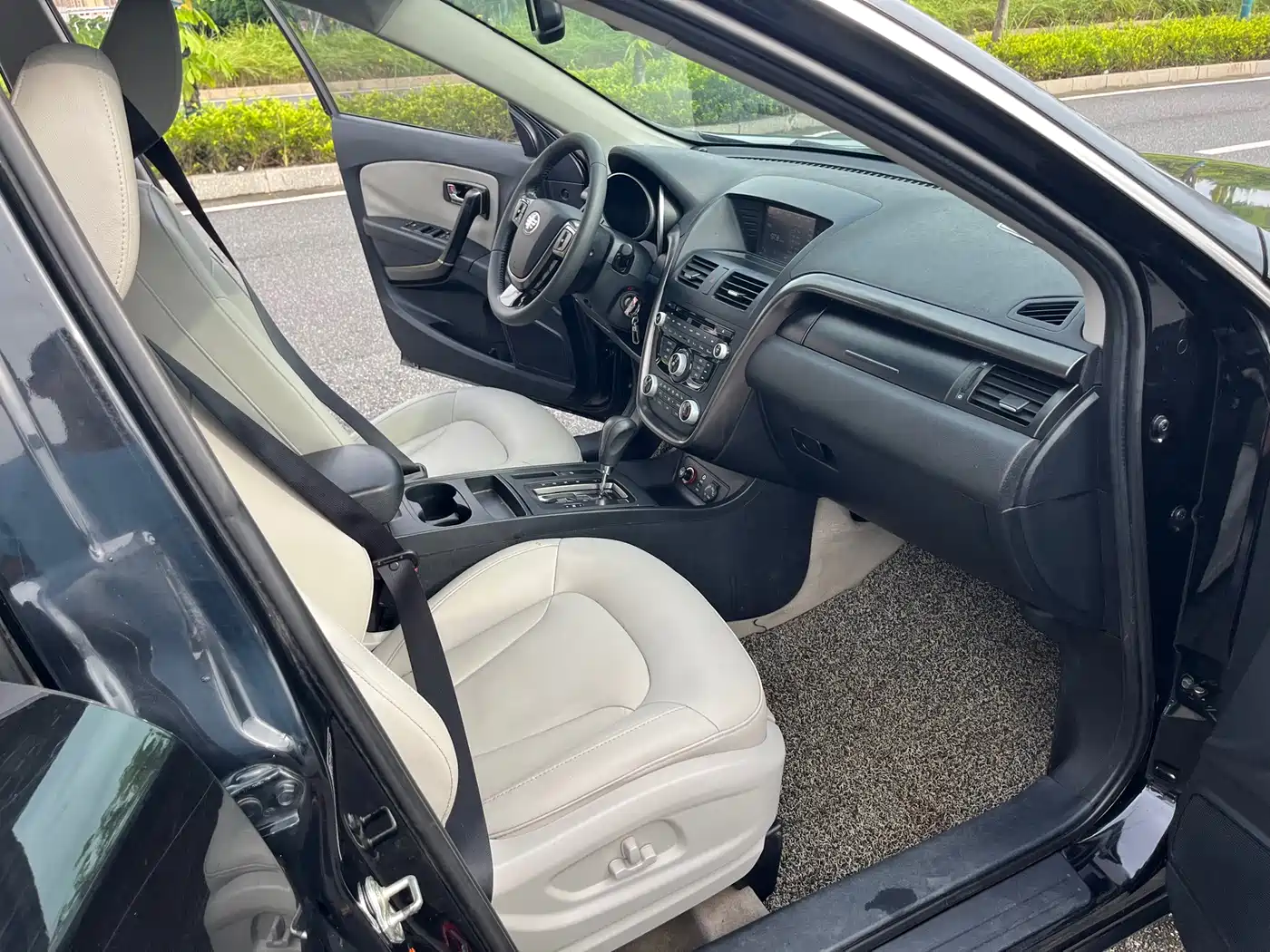 Besturn X80 2015 2015 2.0L Automatic Luxury
