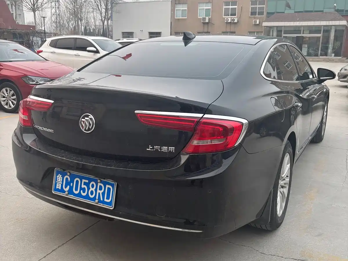 Buick LaCrosse 2018 Model 20T Elite Edition фото 9
