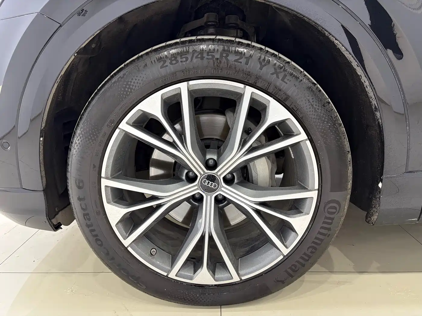 Audi Q8 2023 55 TFSI Luxury Sport фото 10