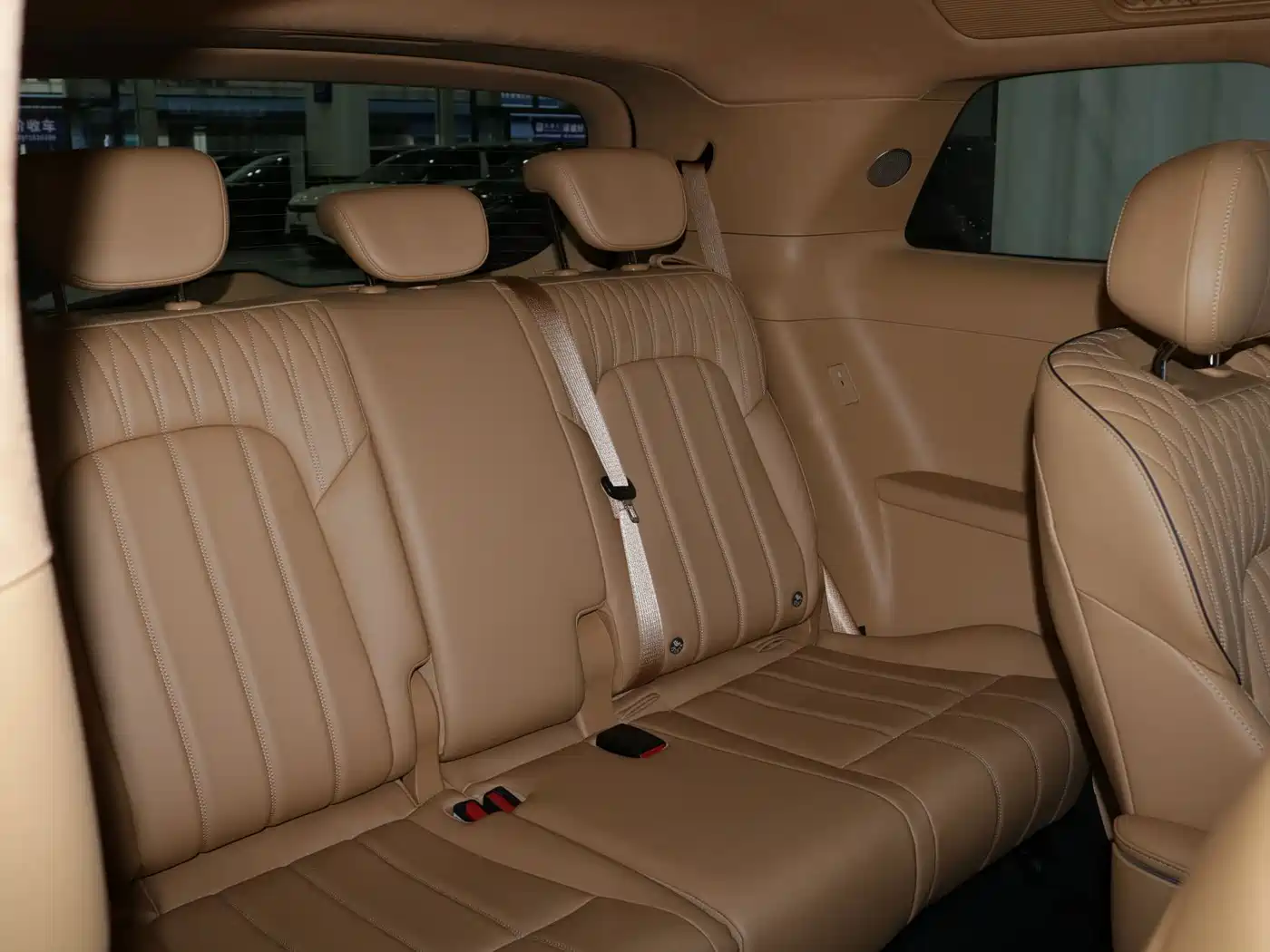 Voyah Auto Voyah Dreamer 2025 PHEV AWD Flagship Kunpeng Edition фото 21