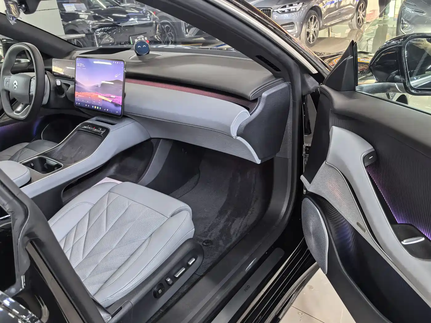 NIO ET5T фото 16