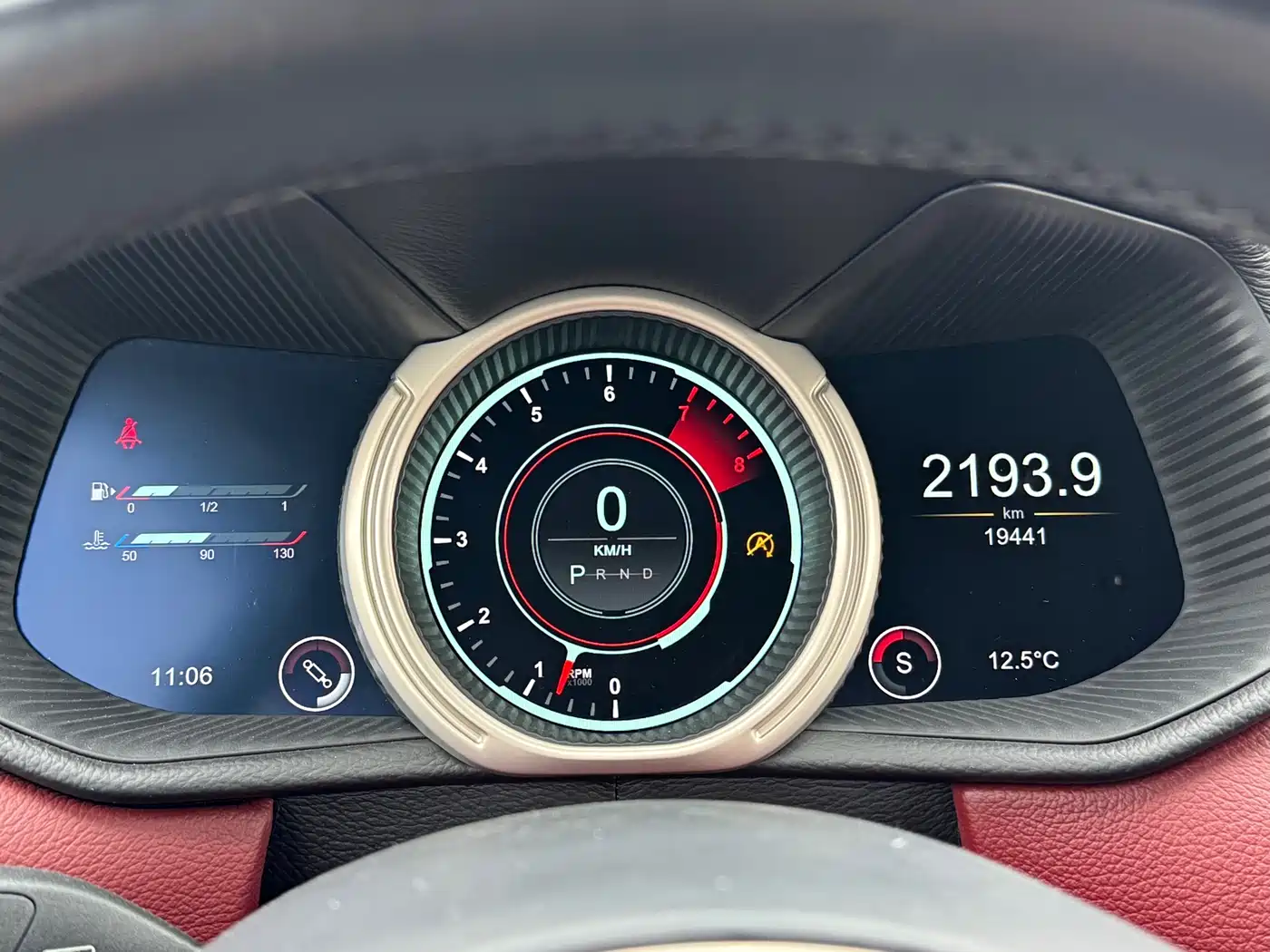 Aston Martin DB11 2017 2016 5.2T Launch Edition