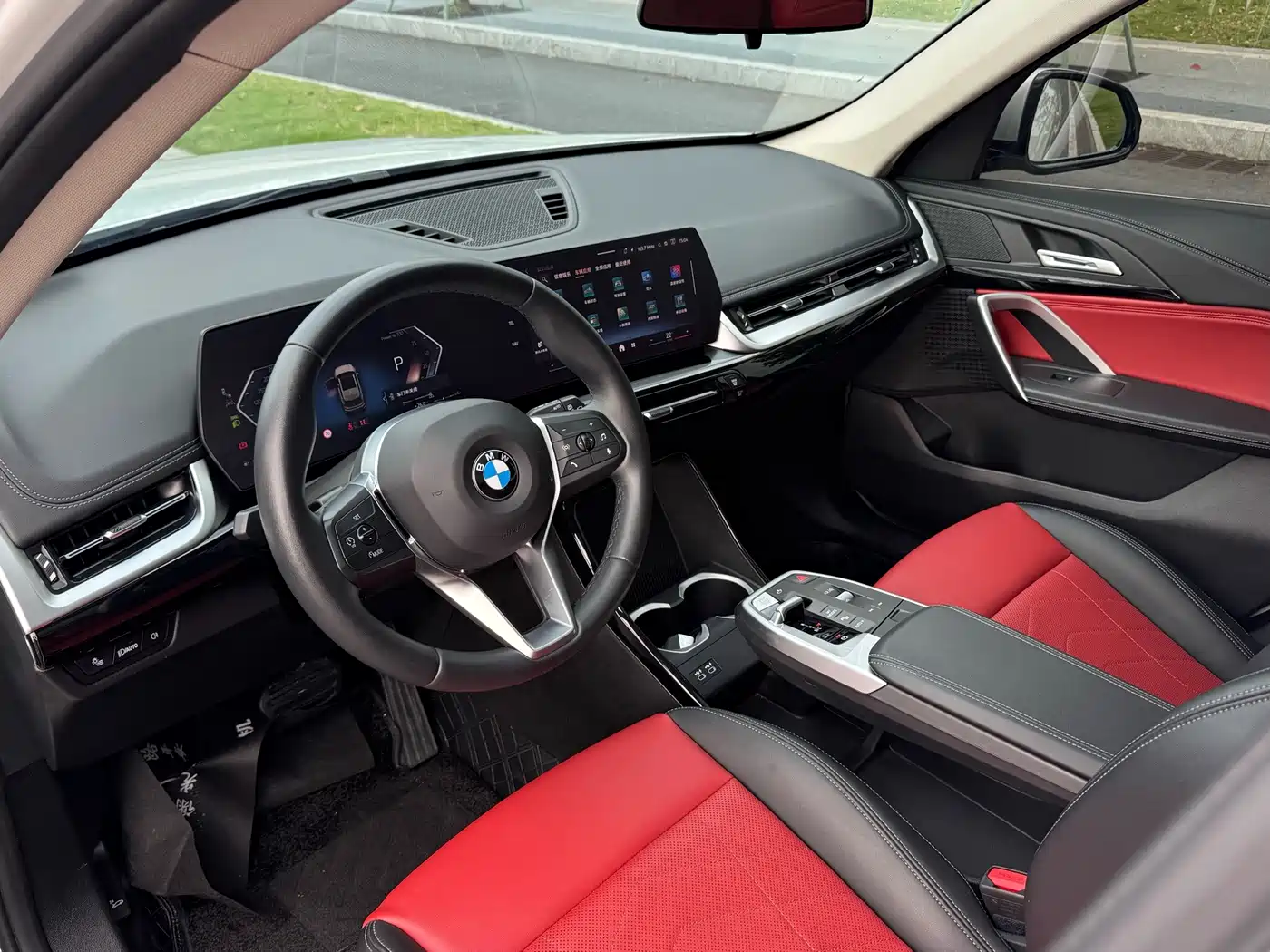 Photo 5 - BMW X1