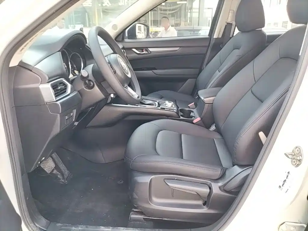 Фото 15 - Mazda CX-5