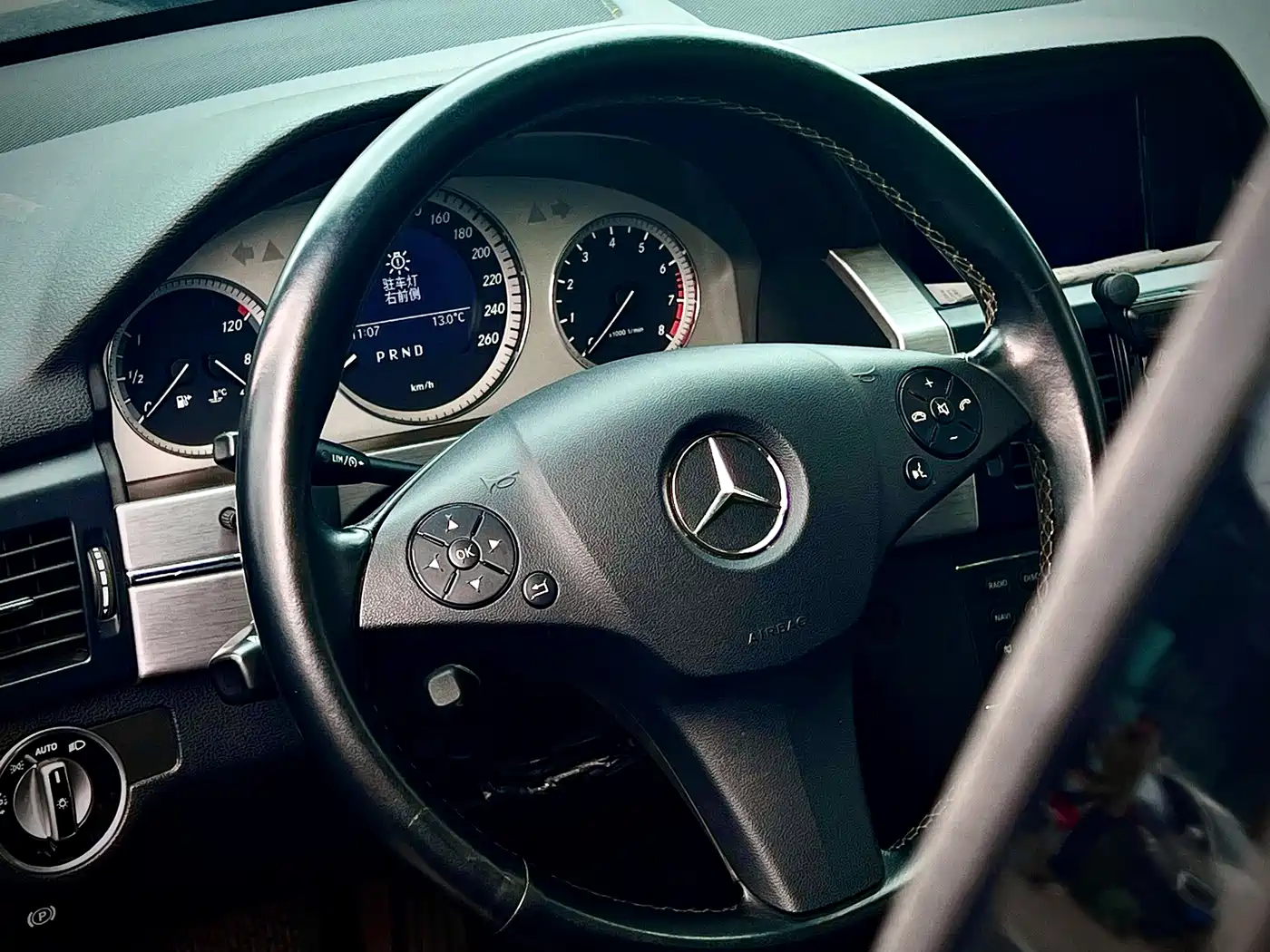 Mercedes-Benz GLK-Class (Import) 2011 GLK 300 4MATIC Luxury фото 11