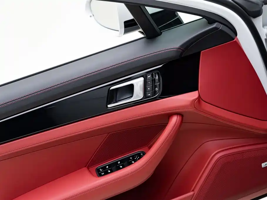 PORSCHE PANAMERA NEW ENERGY