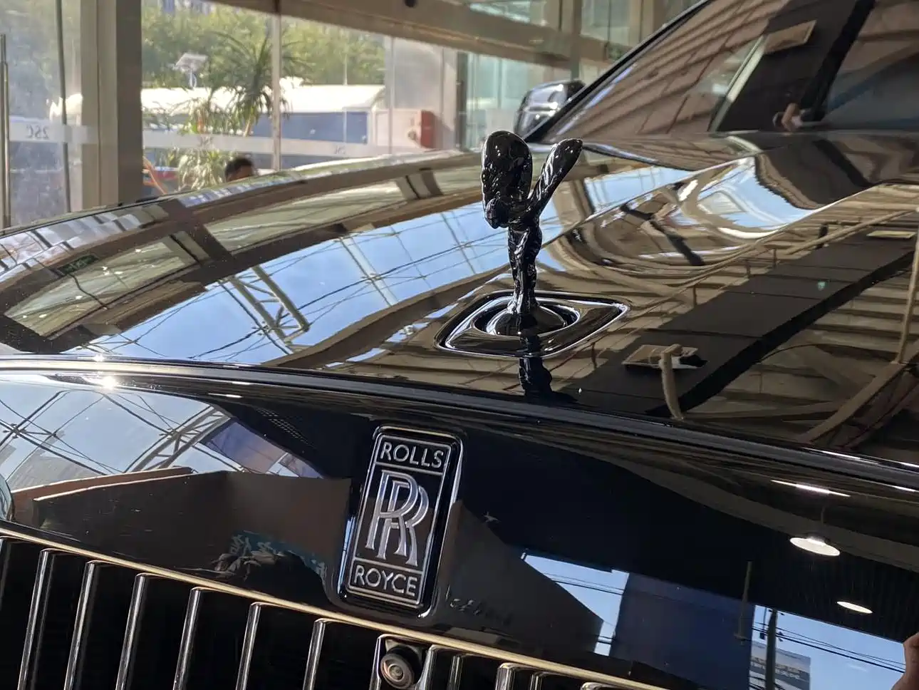 Rolls-Royce Ghost 2024 6.7T Black Badge фото 20