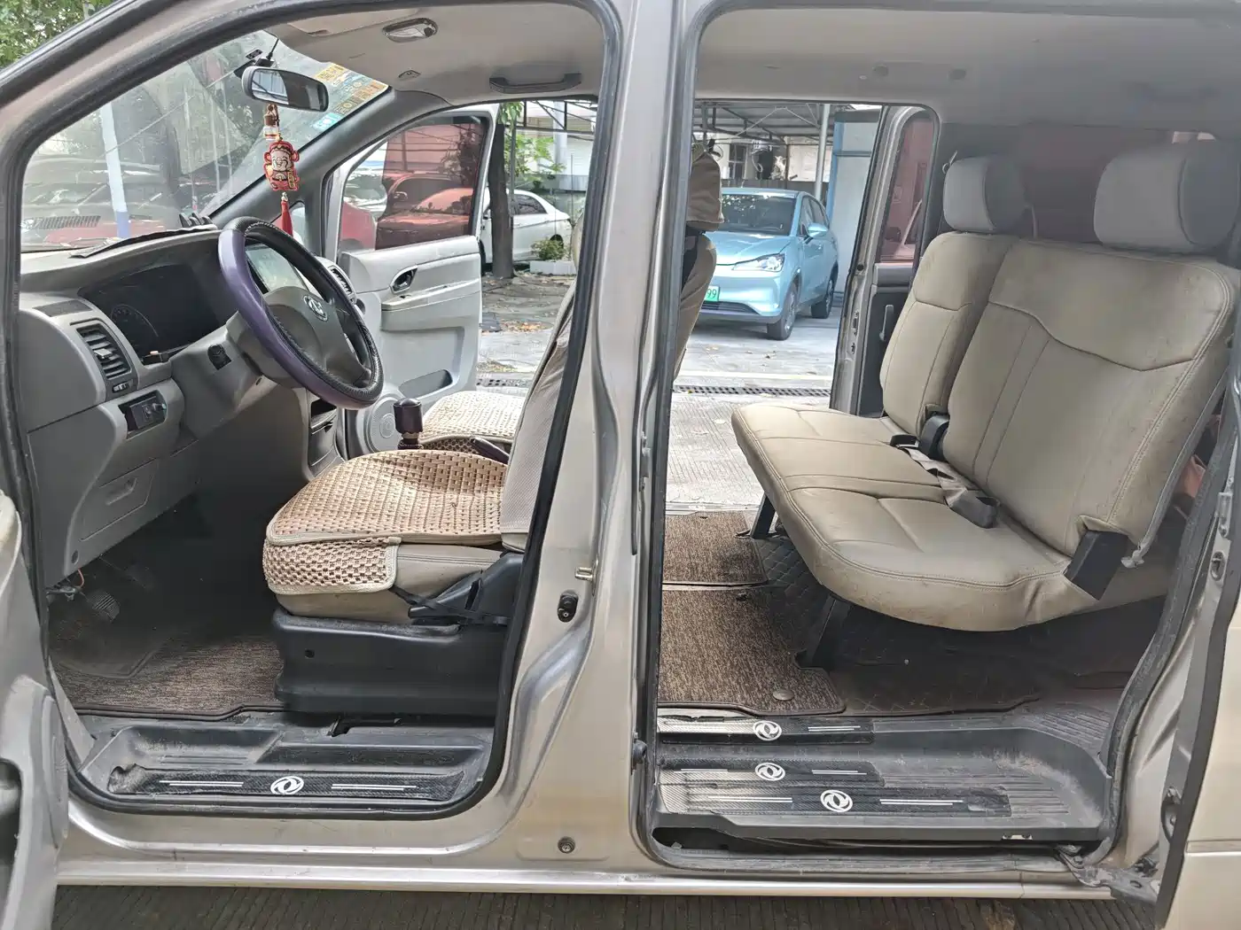Dongfeng ZNA Shuaike 2014 2014 1.5L Manual Standard 7-seater China IV