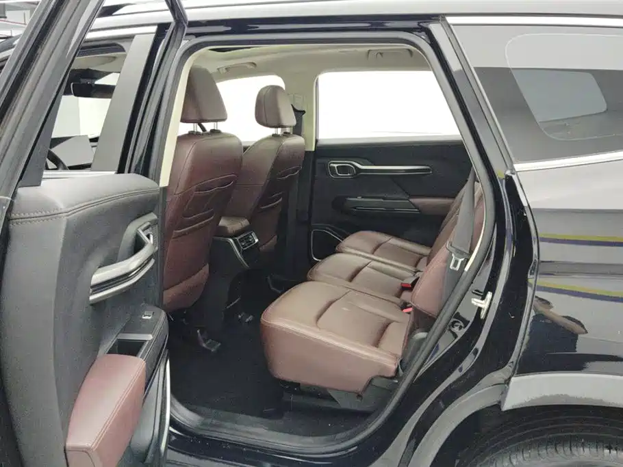Geely Okavango 2022 2022 Model 1.8TD DCT Flagship 7-Seater