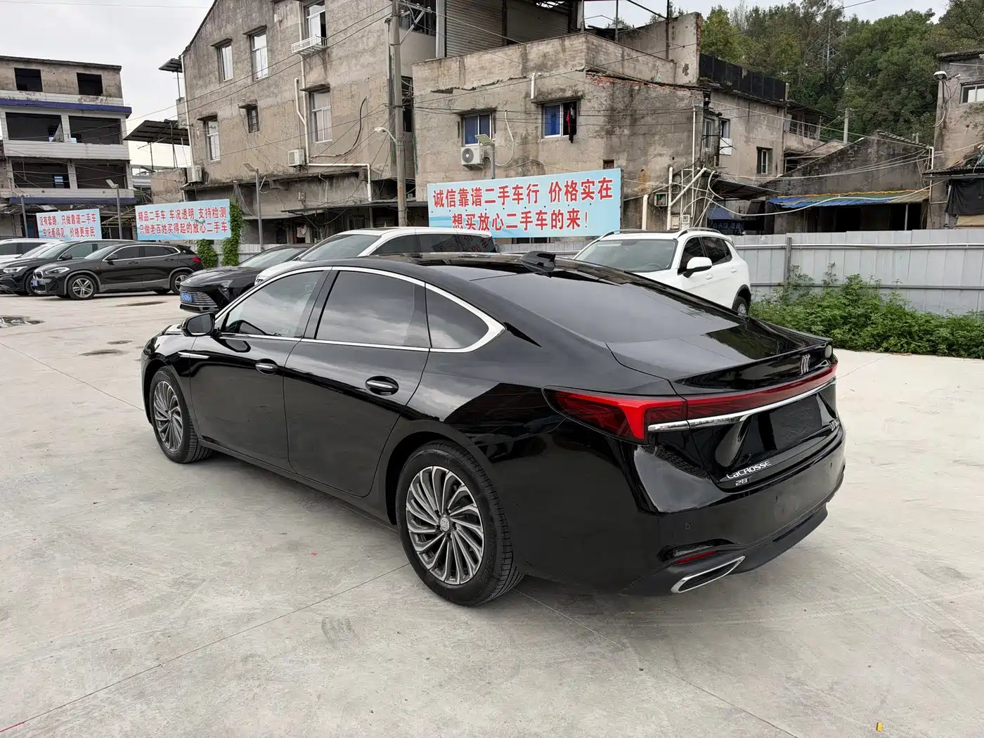 صورة 3 - Buick LaCrosse