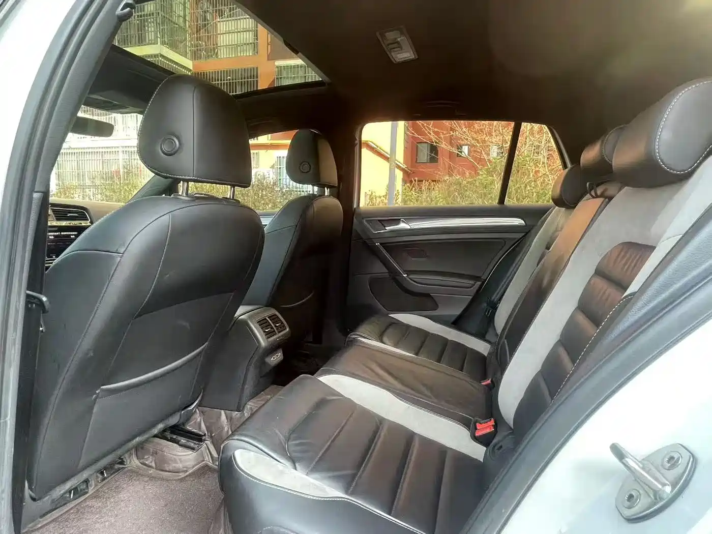 Volkswagen Golf 2019 280TSI DSG R-Line China VI фото 6