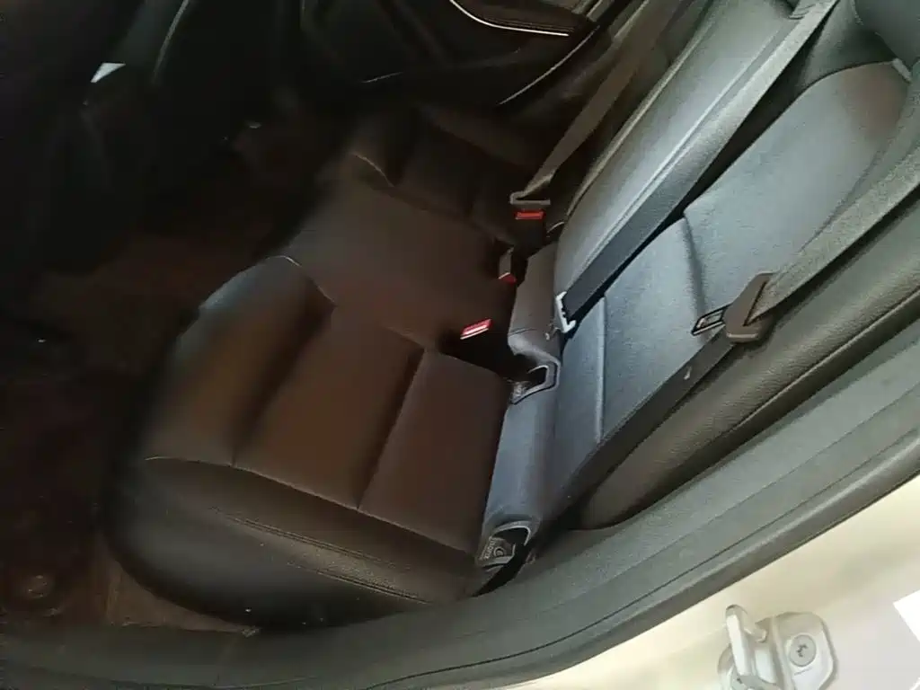 Mercedes-Benz CLA (Import) 2015 2015 CLA 200