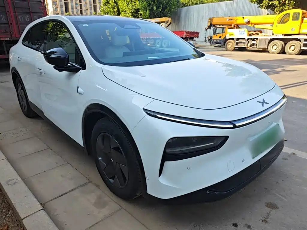 Фото 4 - XPeng G7