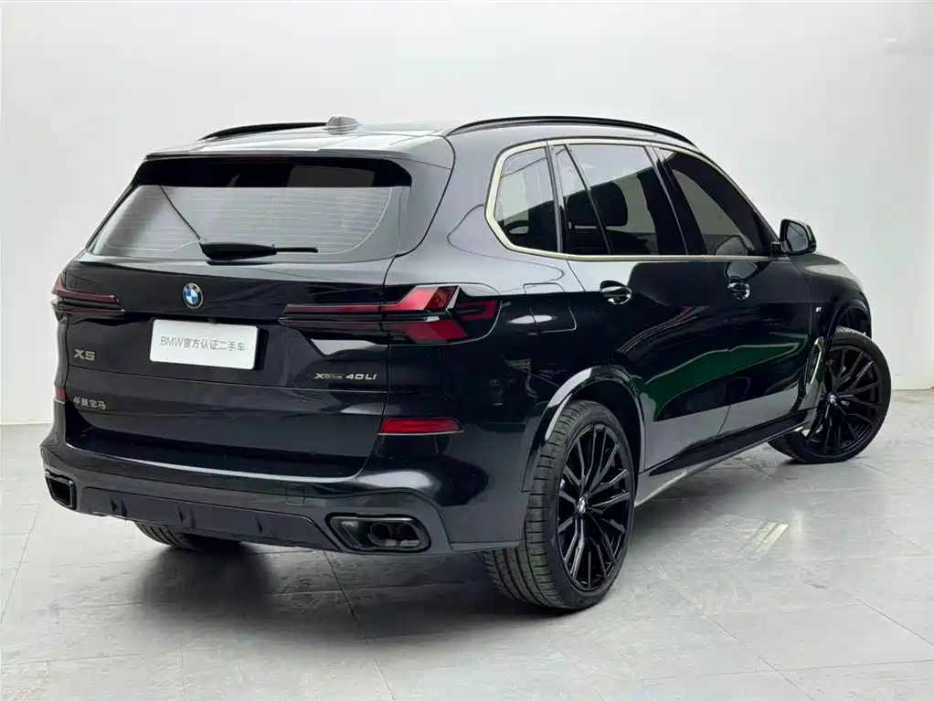 BMW X5 2024 xDrive 40Li Exclusive Black Flame Limited Edition фото 4