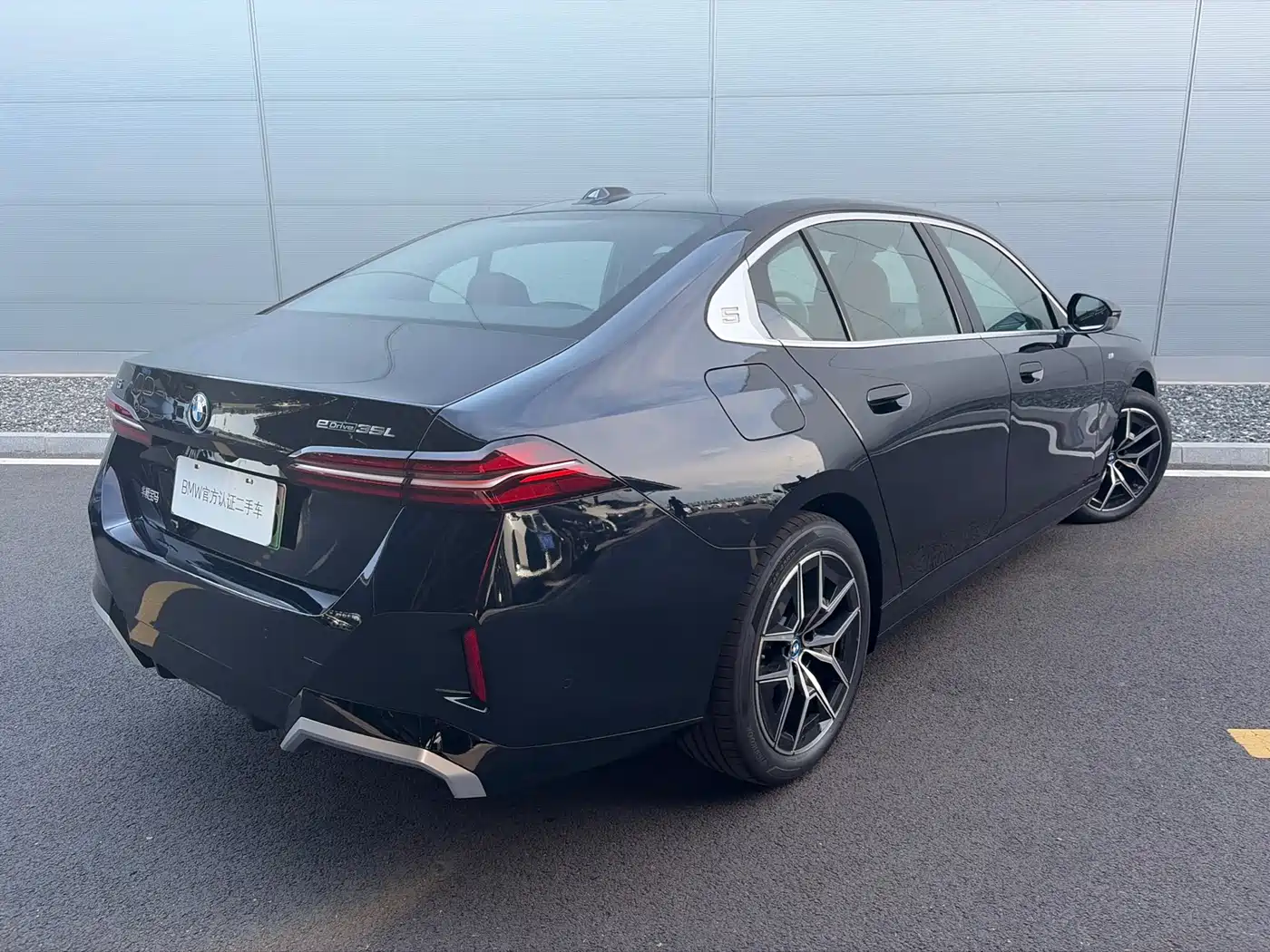 BMW i5 2025 2024 eDrive 35L M Sport Package