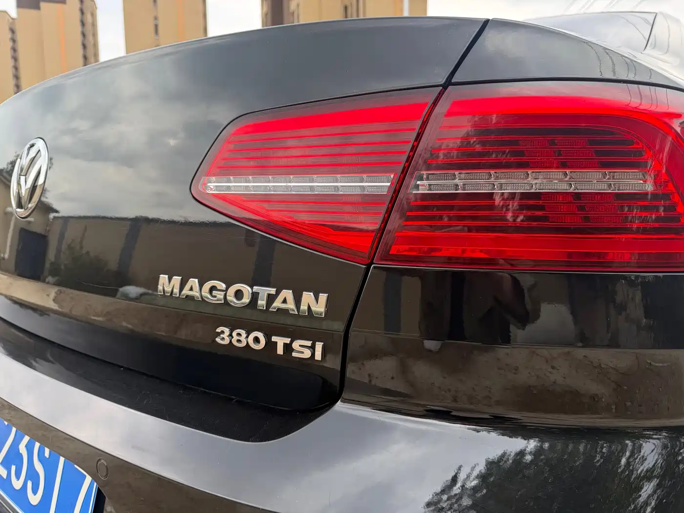 صورة 19 - Volkswagen Magotan