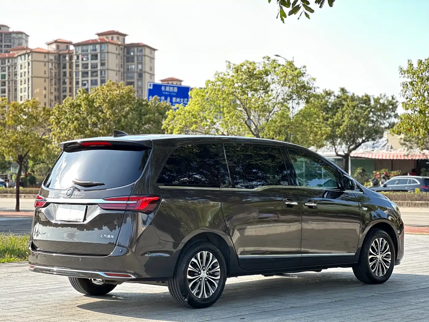 Buick GL8 2020 Land Business Class 652T Premium фото 6