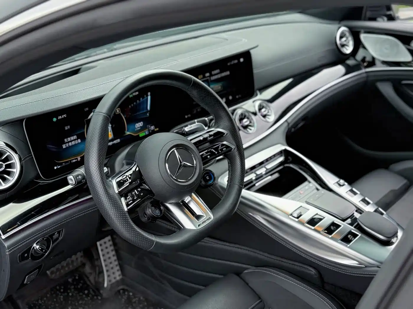 MERCEDES-BENZ AMG GT