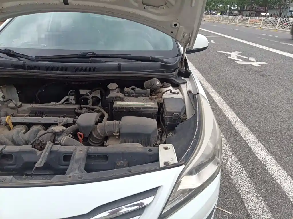 Фото 21 - Hyundai Verna