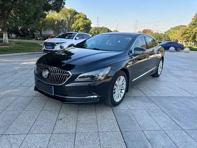 BUICK LACROSSE