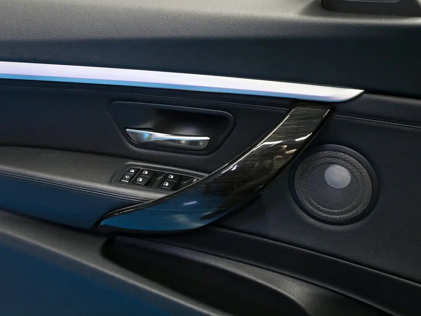 BMW 3 Series GT 2016 328i xDrive Design Package фото 20