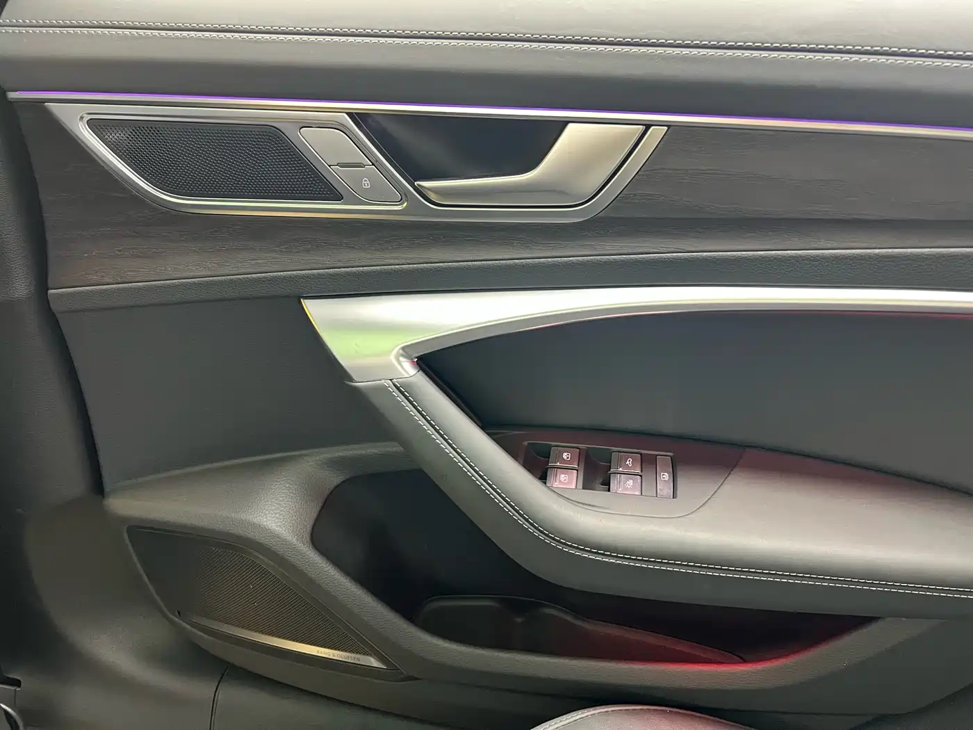 Audi A6L 2024 55 TFSI quattro Exclusive Dynamic фото 28