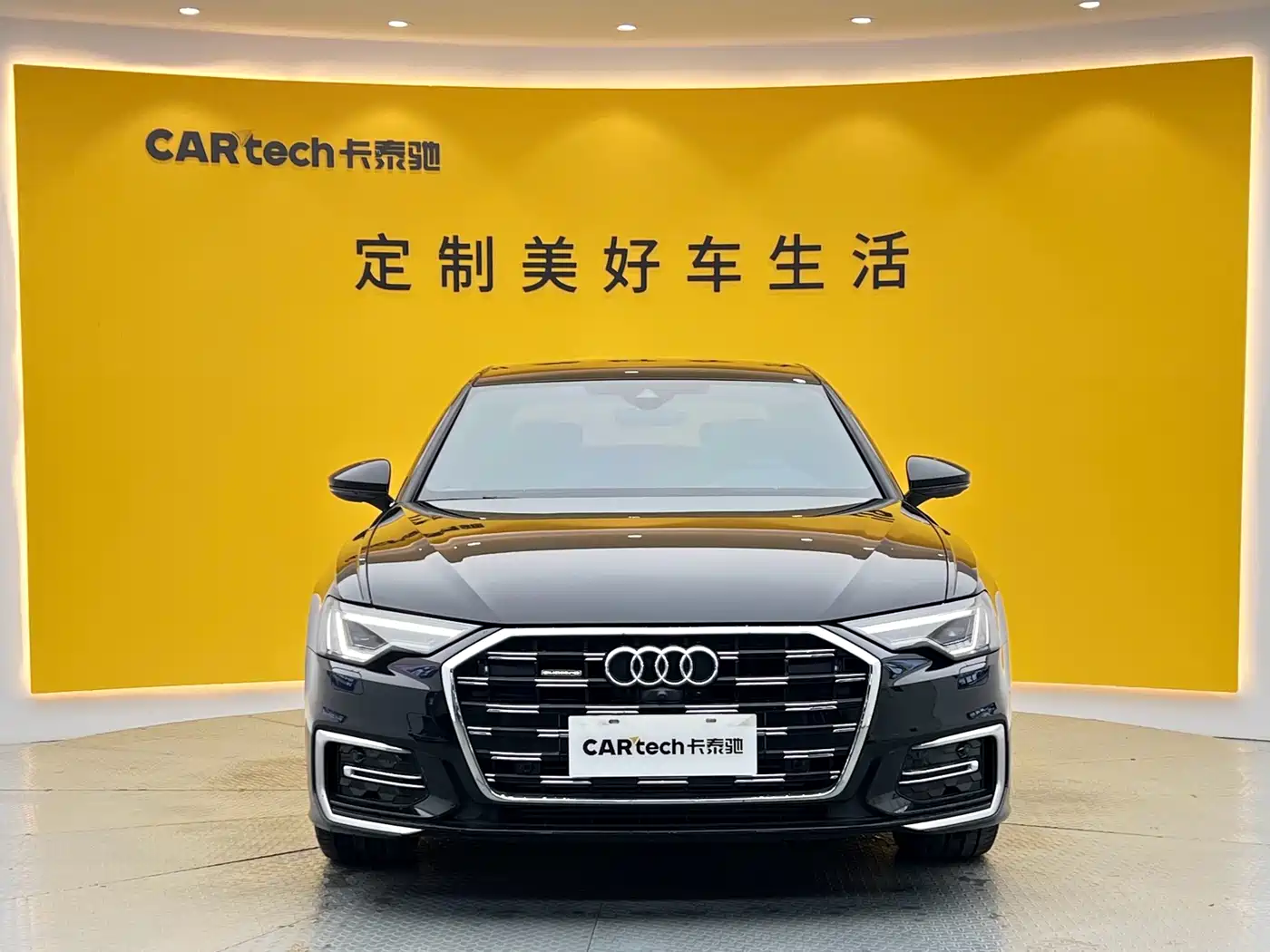 Audi A6L 2024 55 TFSI quattro Exclusive Dynamic фото 2