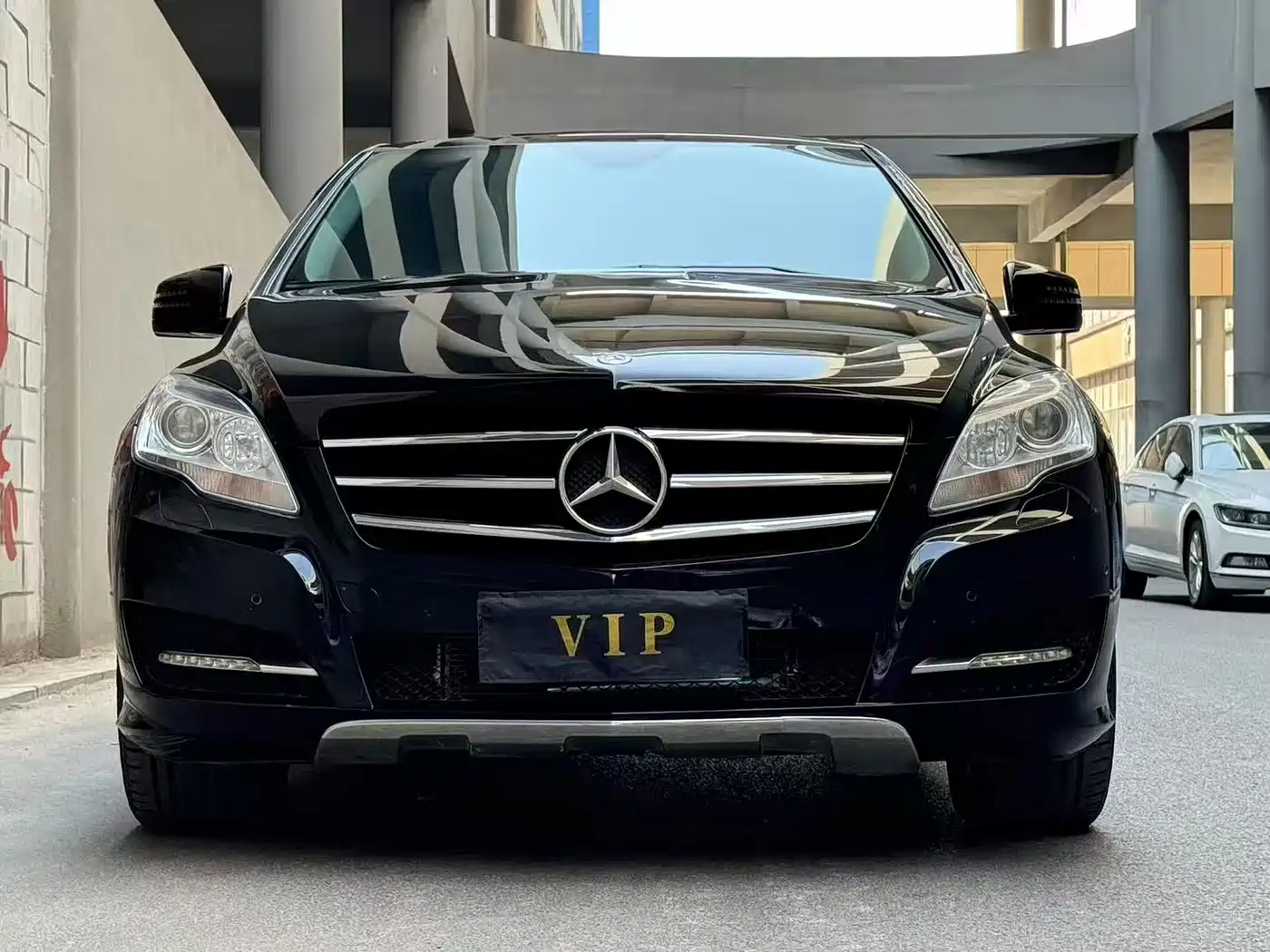 Mercedes-Benz R-Class 2015 R 320 4MATIC Luxury фото 2