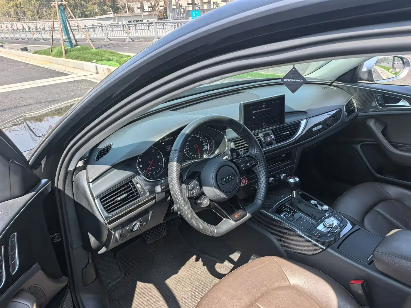 Audi A6 (Import) 2017 3.0T allroad quattro фото 9