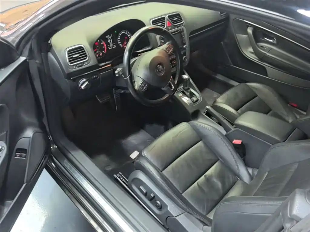 Volkswagen Eos 2011 Model 2.0TSI фото 16