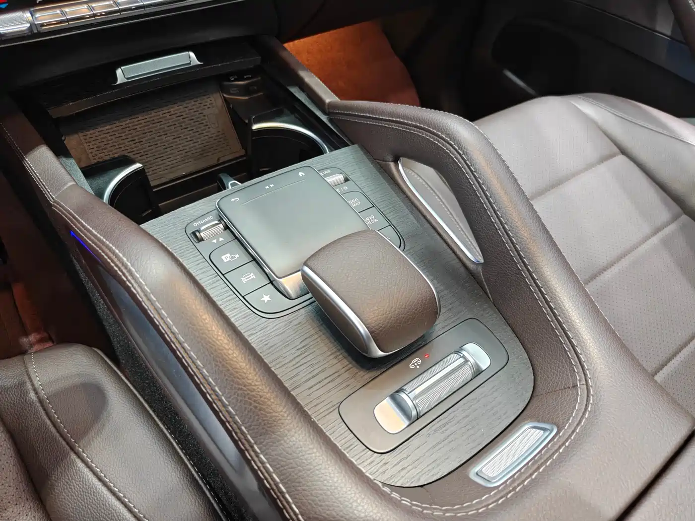 Mercedes-Benz GLE 2023 GLE 450 4MATIC Luxury фото 16