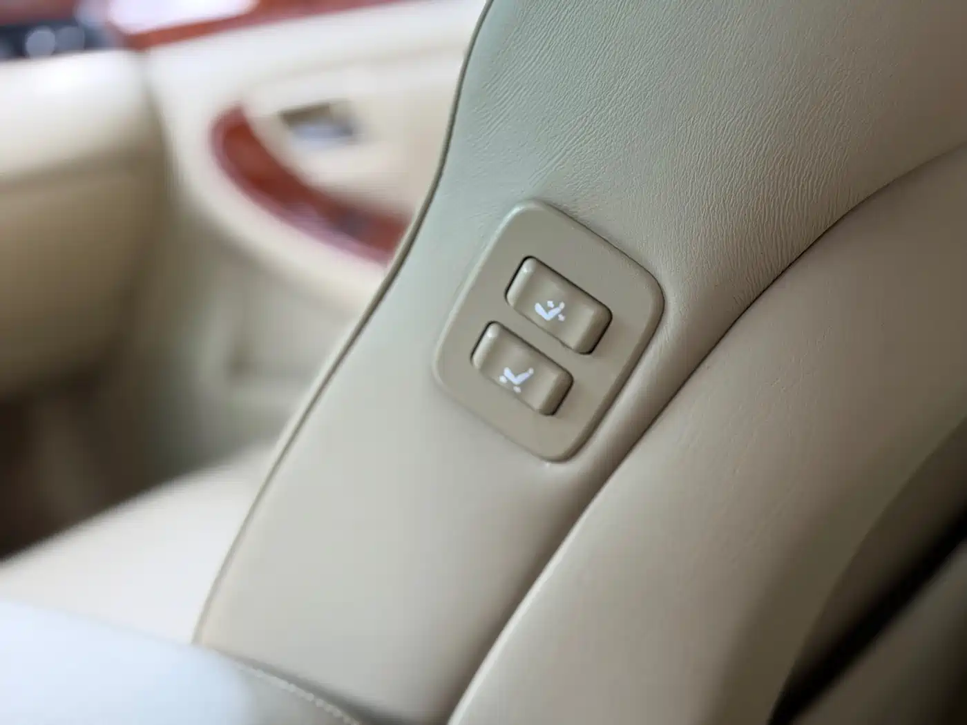 Toyota Crown 2009 2.5L Royal Special Navigation Edition фото 25