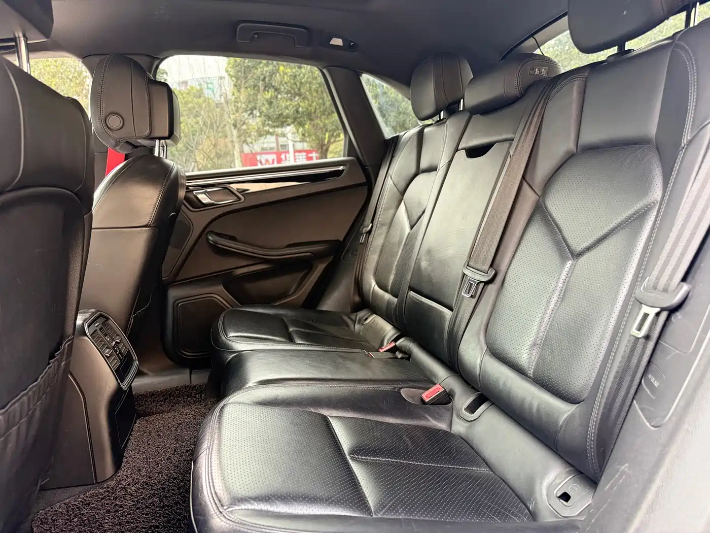 Porsche Macan 2016 Macan S 3.0T фото 11