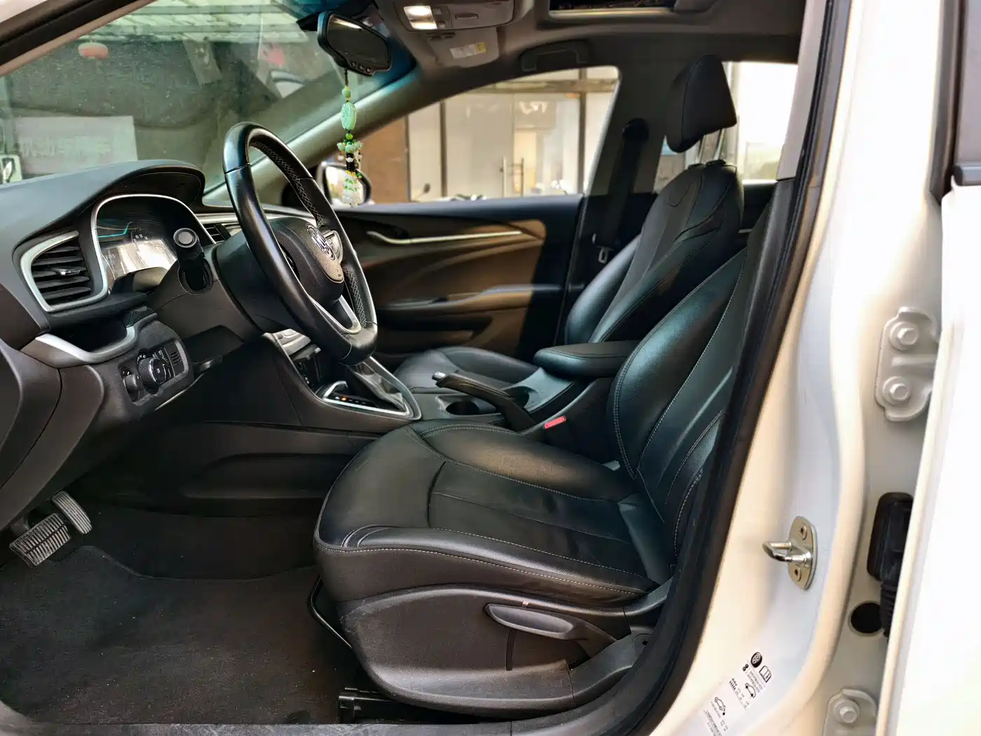 Buick Excelle 2019 18T Auto Connected Elite China VI фото 14