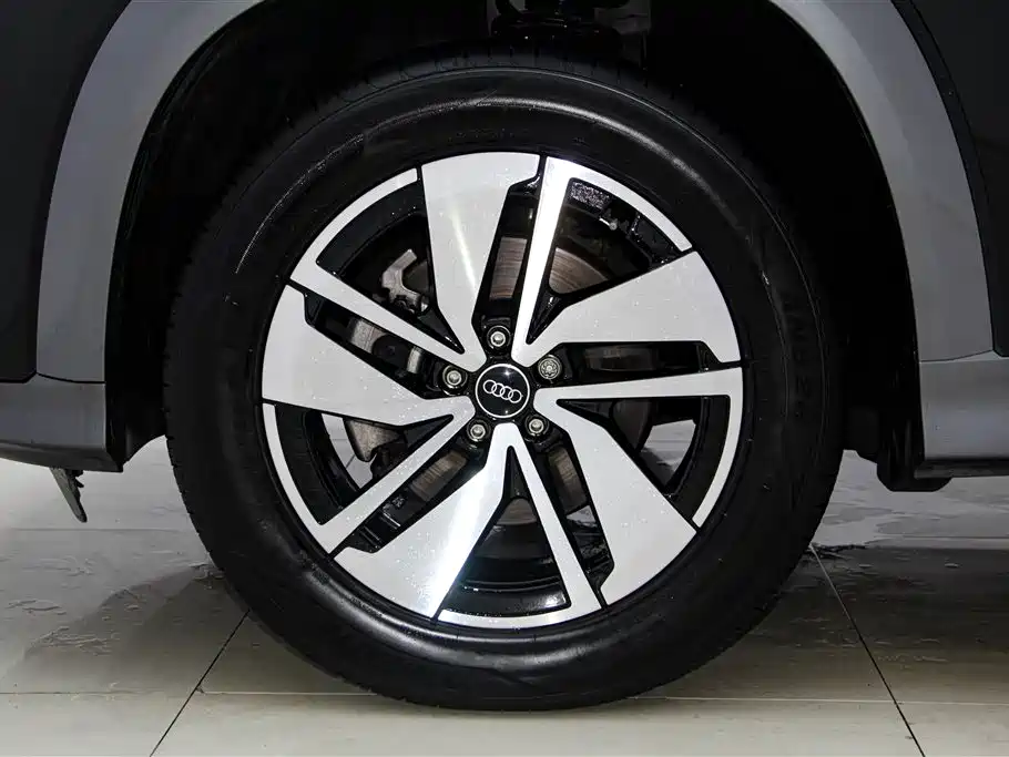 Audi Q6 2024 2024 40 TFSI quattro Cloud View Yulin Package 7-seater