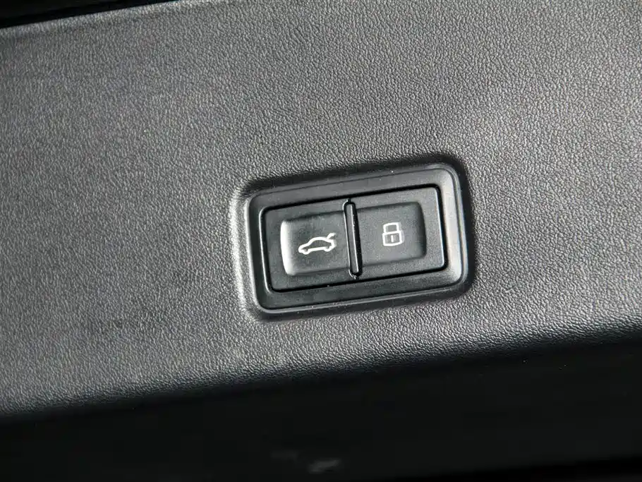 Audi Q6 2024 2024 40 TFSI quattro Cloud View Yulin Package 7-seater