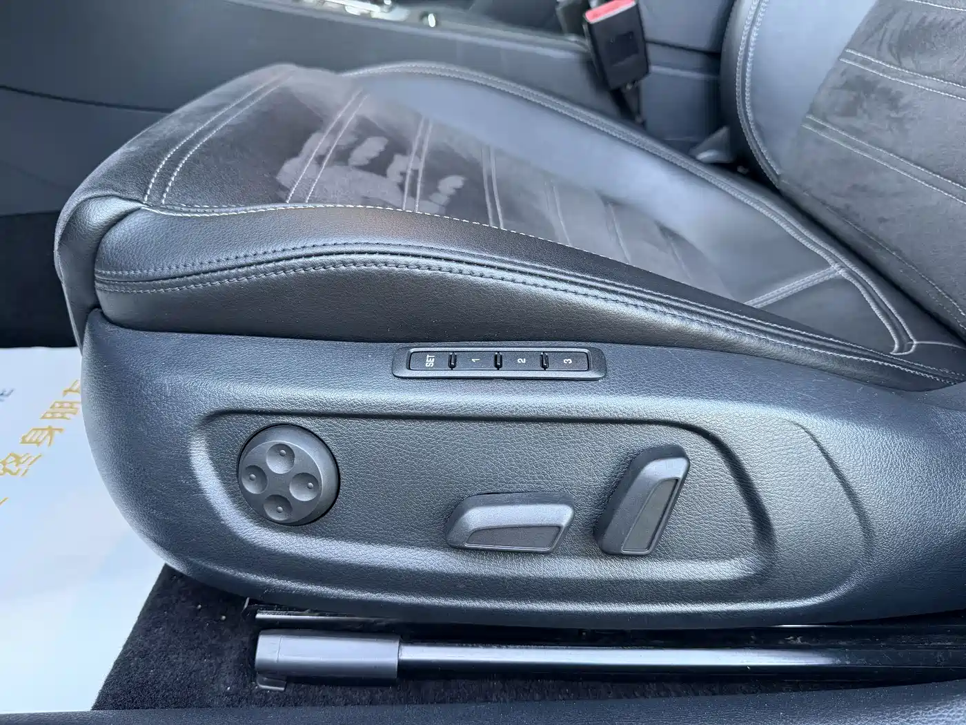 Volkswagen FAW-Volkswagen CC 2016 Model 1.8TSI Luxury фото 7
