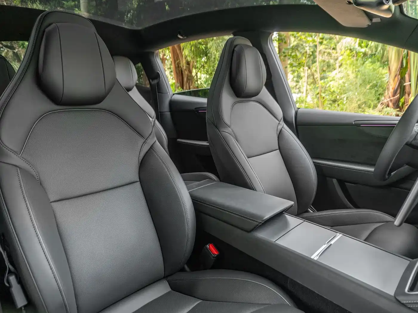 Tesla Model Y L 2025 Facelift Long Range AWD фото 13