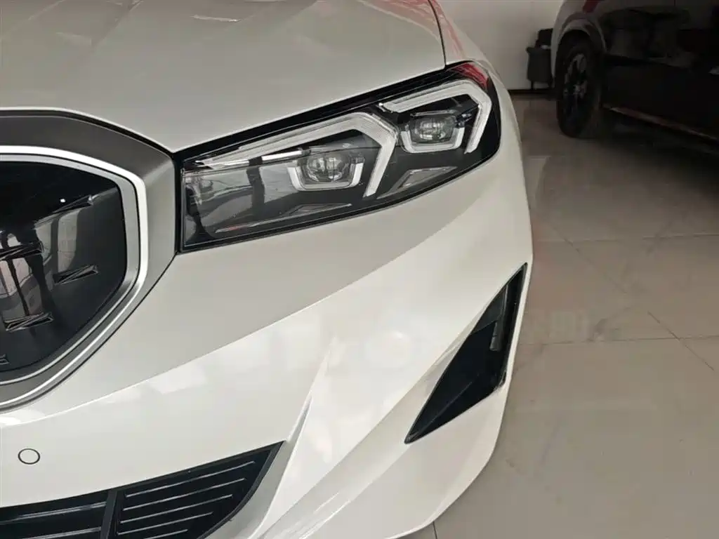BMW i3 2024 eDrive 35 L фото 24