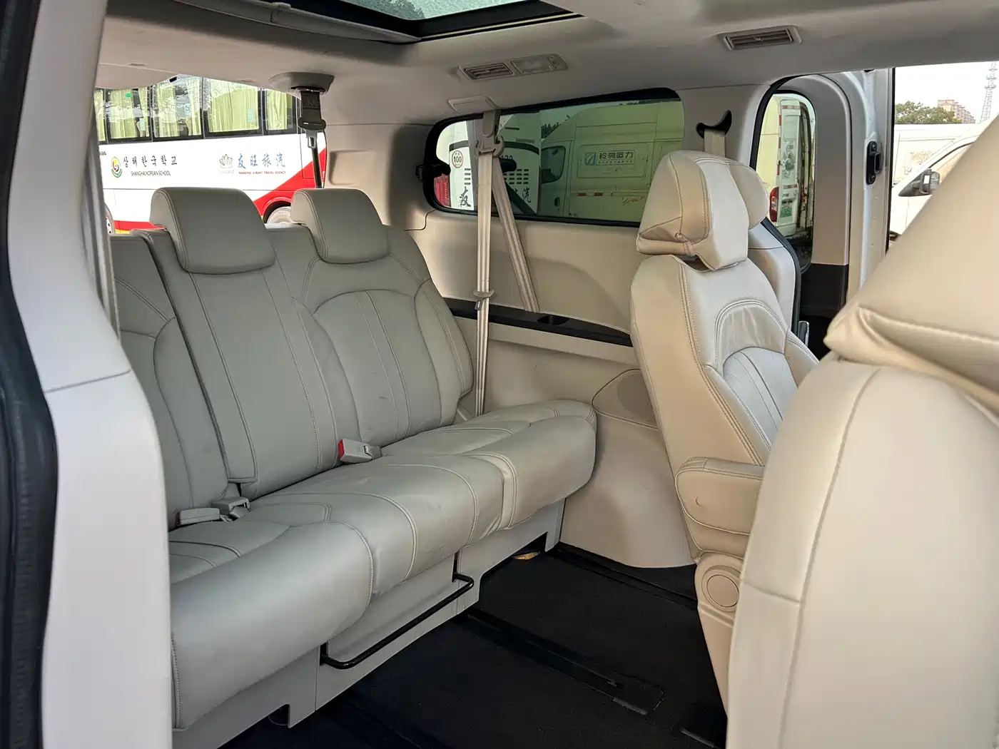 SAIC Maxus Maxus G10 2014 2.0T Automatic Luxury Executive Edition фото 9