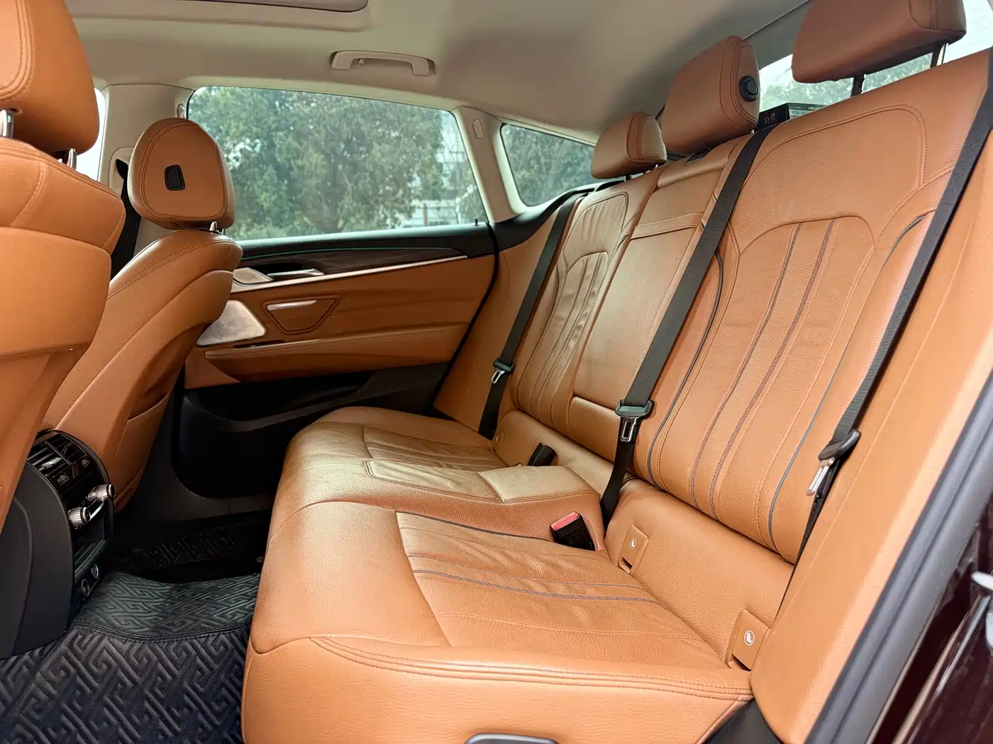 BMW 6 Series GT 2018 630i M Sport Package фото 9