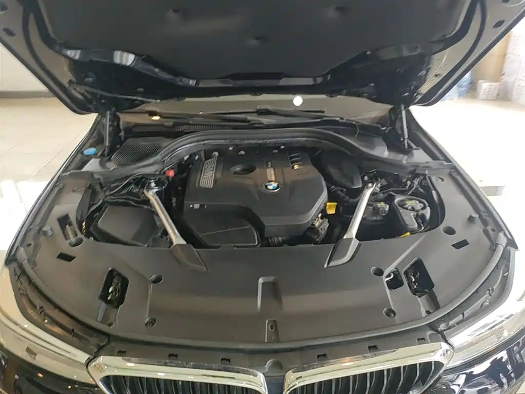 BMW 6 Series GT 2019 630i M Sport Package фото 17