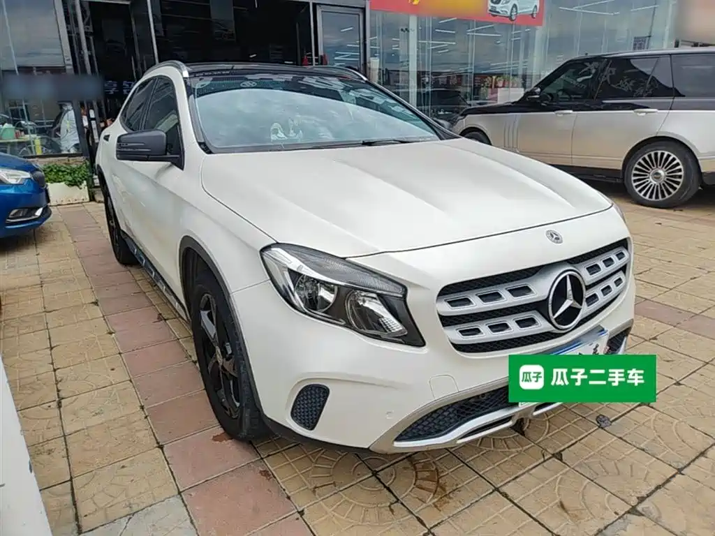 Mercedes-Benz GLA 2018 GLA 200 Dynamic фото 4